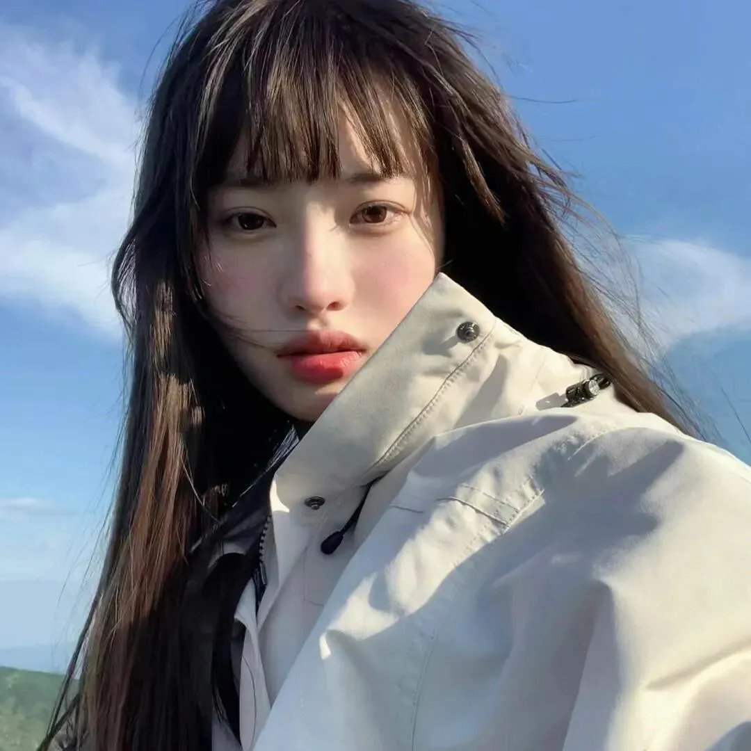 指尖相触，恋恋不舍 在线观看